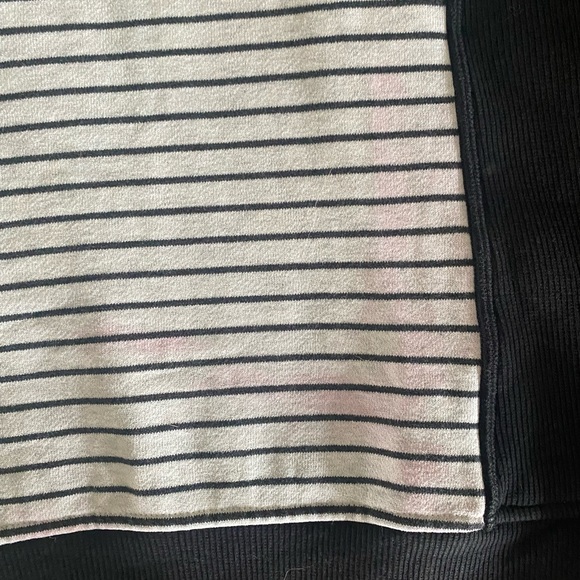 Lulu Lemon Sweatshirt - Picture 4 of 4